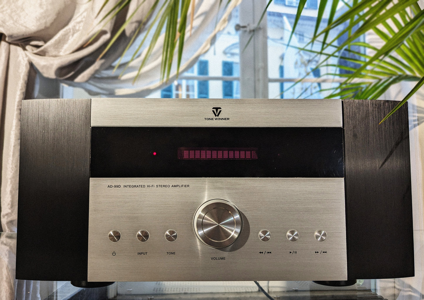 TONEWINNER AD-99D / Amplificateur intégré Classe A